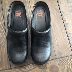 Fa ski black clogs